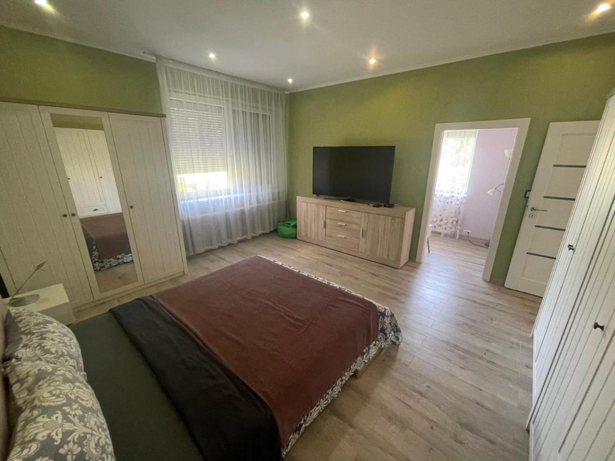 Appartamento Battonya Esterno foto